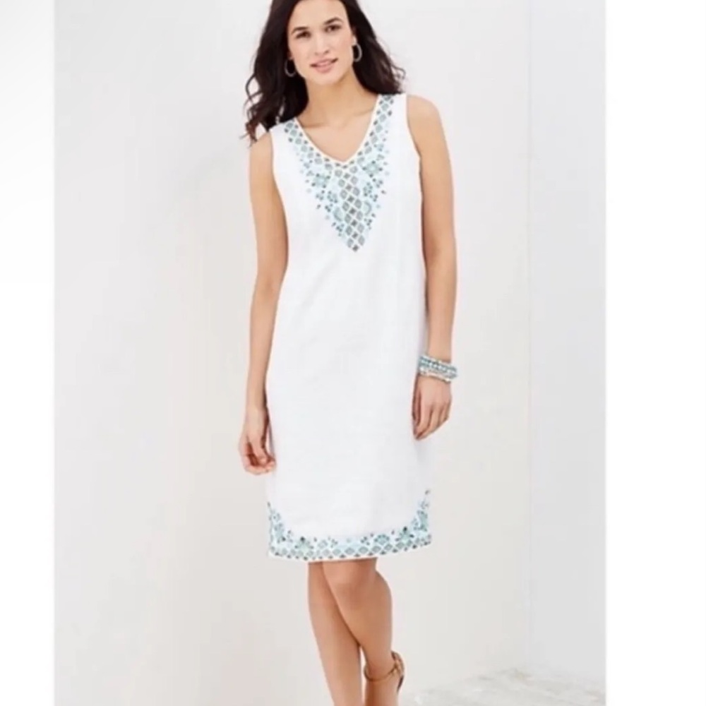 Linen dress .